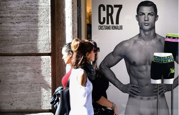 Thương hiệu CR7 xây dựng vững chắc với sản phẩm thời trang