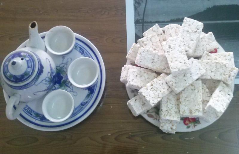 Bánh nổ món tráng miệng tham đạm
