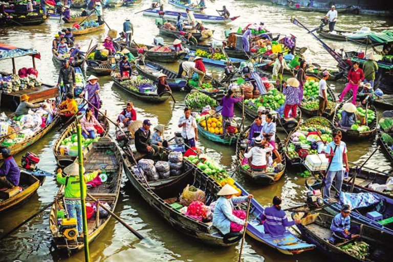 Chợ nổi Ngã Năm – Sóc Trăng