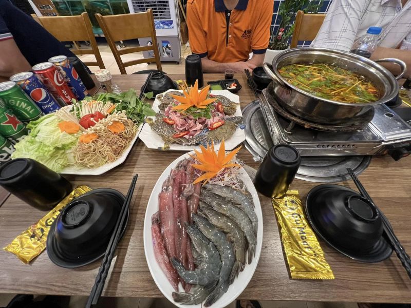 Gu “Meat” - Buffet Nướng Lẩu Hải Sản - Bò Sốt Me