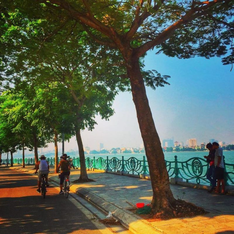 Phố cổ và Hồ Tây