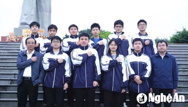 Nghệ An: 96 học sinh đoạt giải (năm học 2024 - 2025)