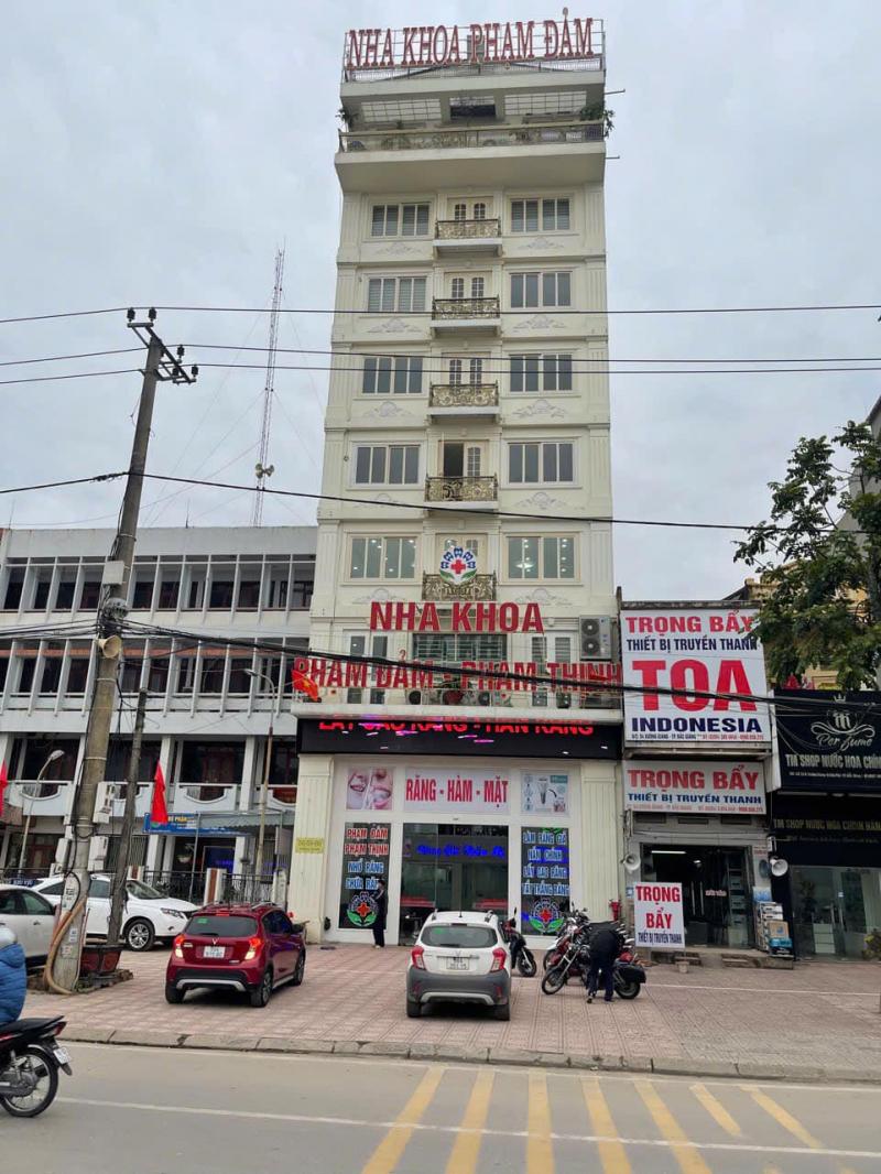 Nha khoa Phạm Đảm