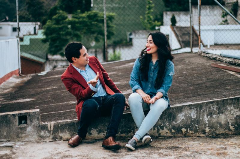 Đối thoại và trung thực với nhau là điều mà bạn sẽ làm với một người yêu bạn đúng nghĩa