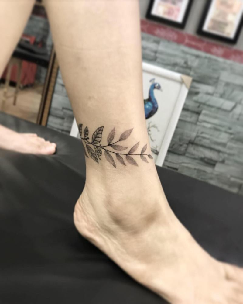 Pon Tattoo Studio