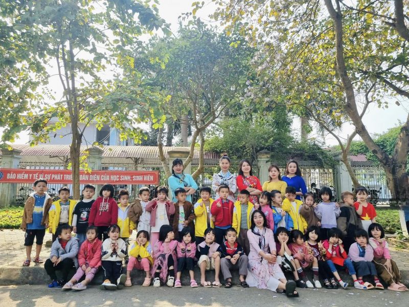 Trường mầm non Hoa Ban