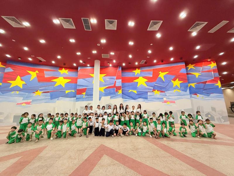 Trường Mầm non Hoa Sen