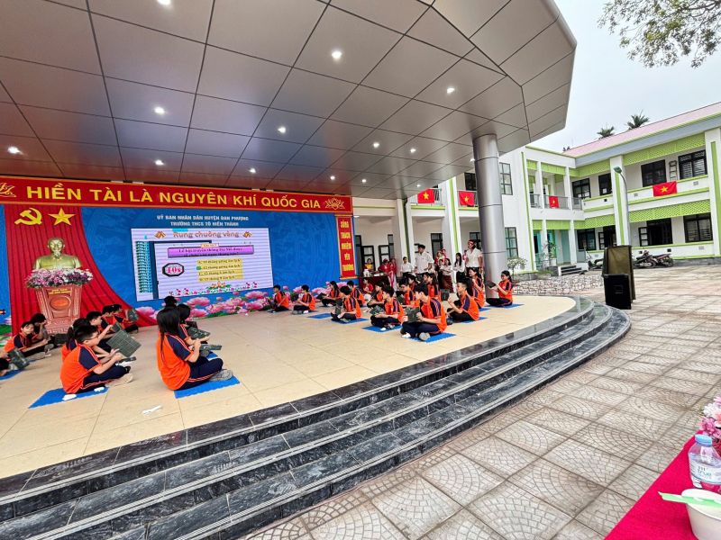 Trường THCS Tô Hiến Thành
