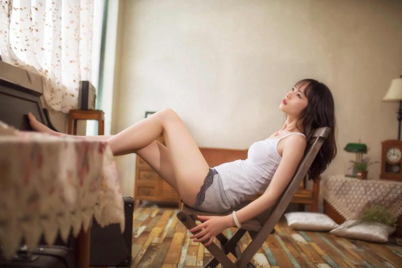 Vấn đề tuổi tác cũng là vấn đề khiến nhiều người e ngại trong việc ly hôn khi không hợp nhau